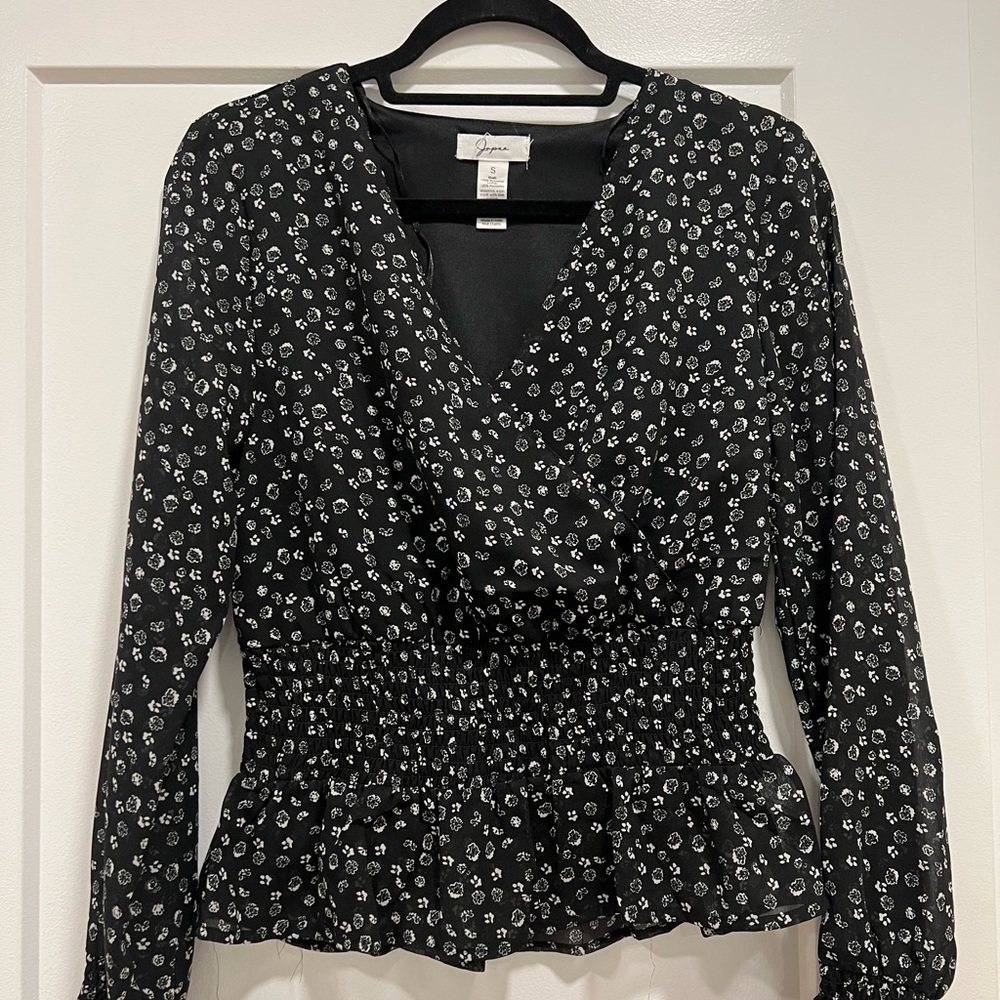 Japna Black & White Floral Long Sleeve Top
